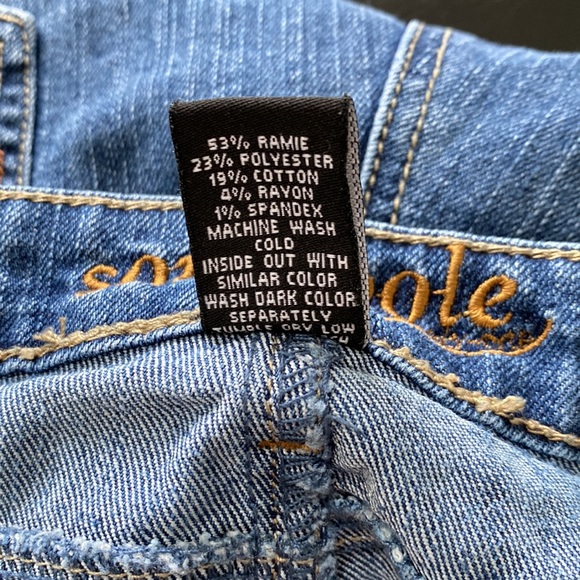 South Pole Denim Jeans. Size 15. Gold accents on back pockets. - Picture 8 of 8